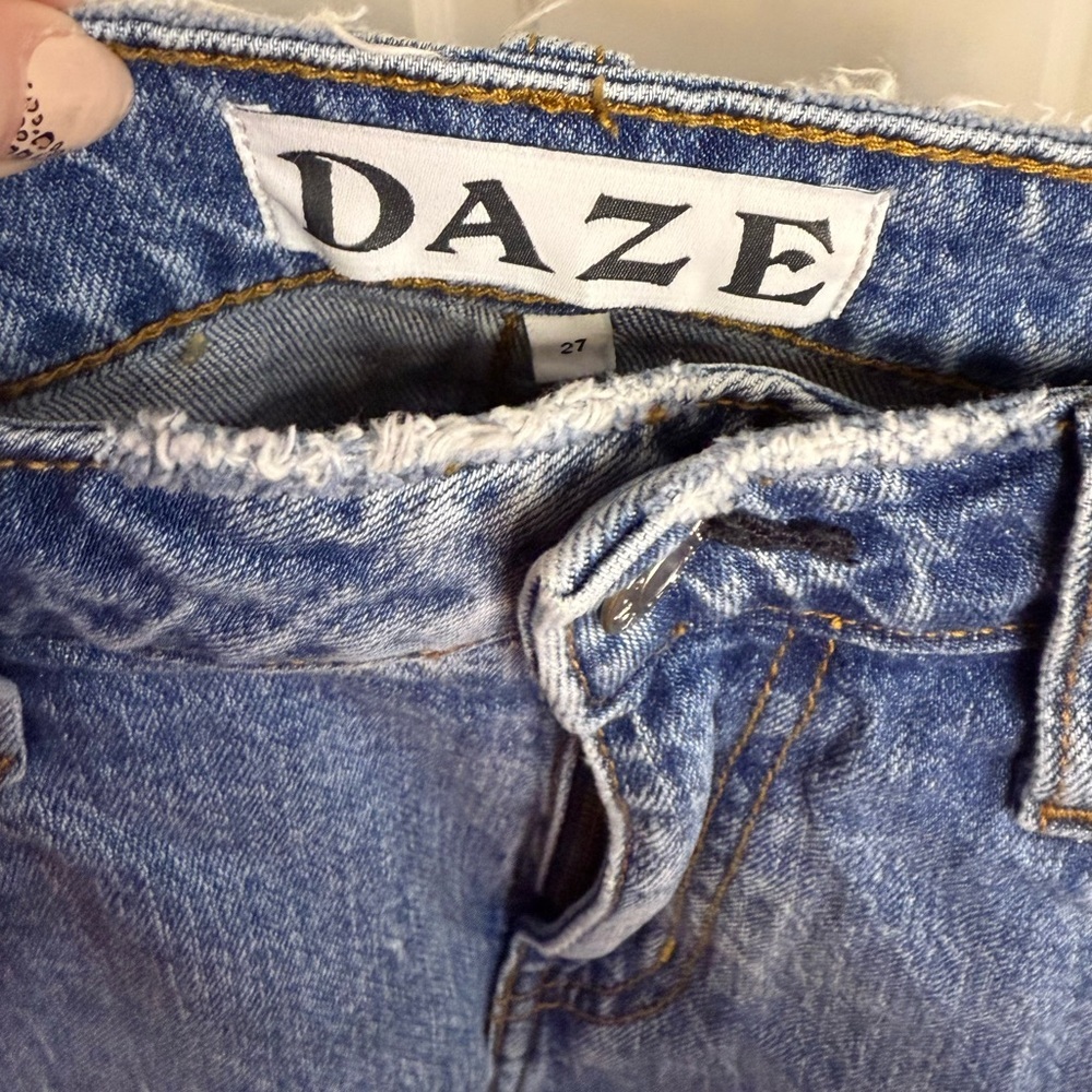 Daze Denim Crop Flare Jean - Picture 2 of 4